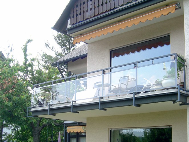 PLEXIGLAS® Massivplatten & Blöcke