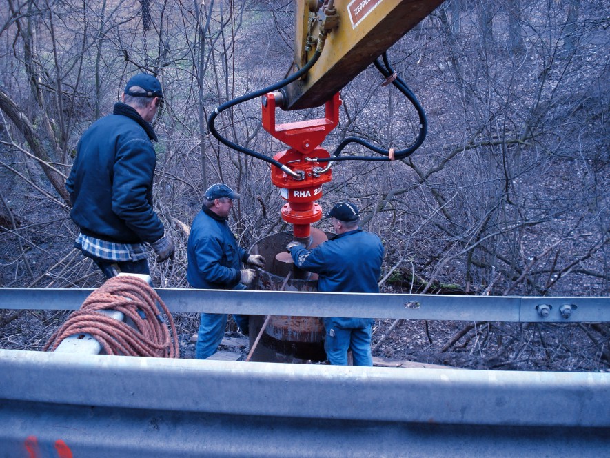 Drill drives Drill drives
