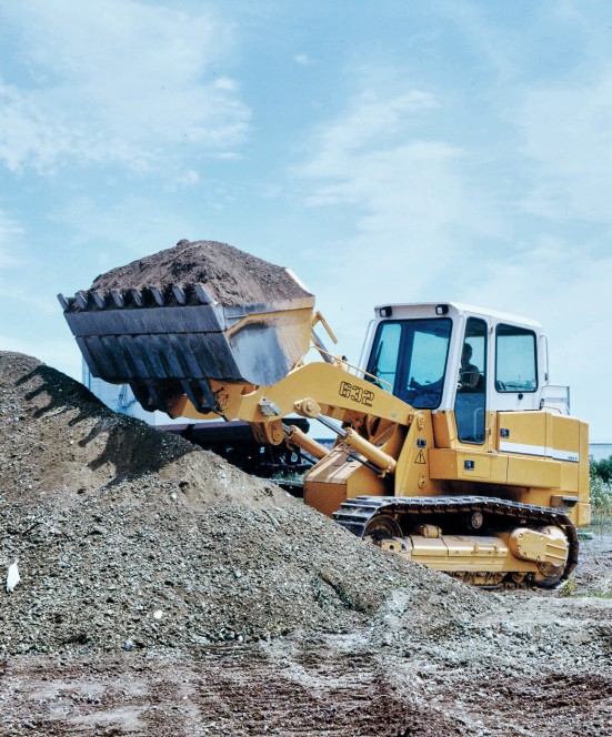 Caterpillar bulldozer in operation Caterpillar bulldozer in operation