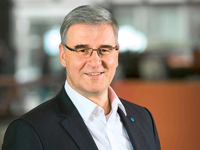 “Inspire our customers with intelligent digital solutions.” CIO Michael Kranz