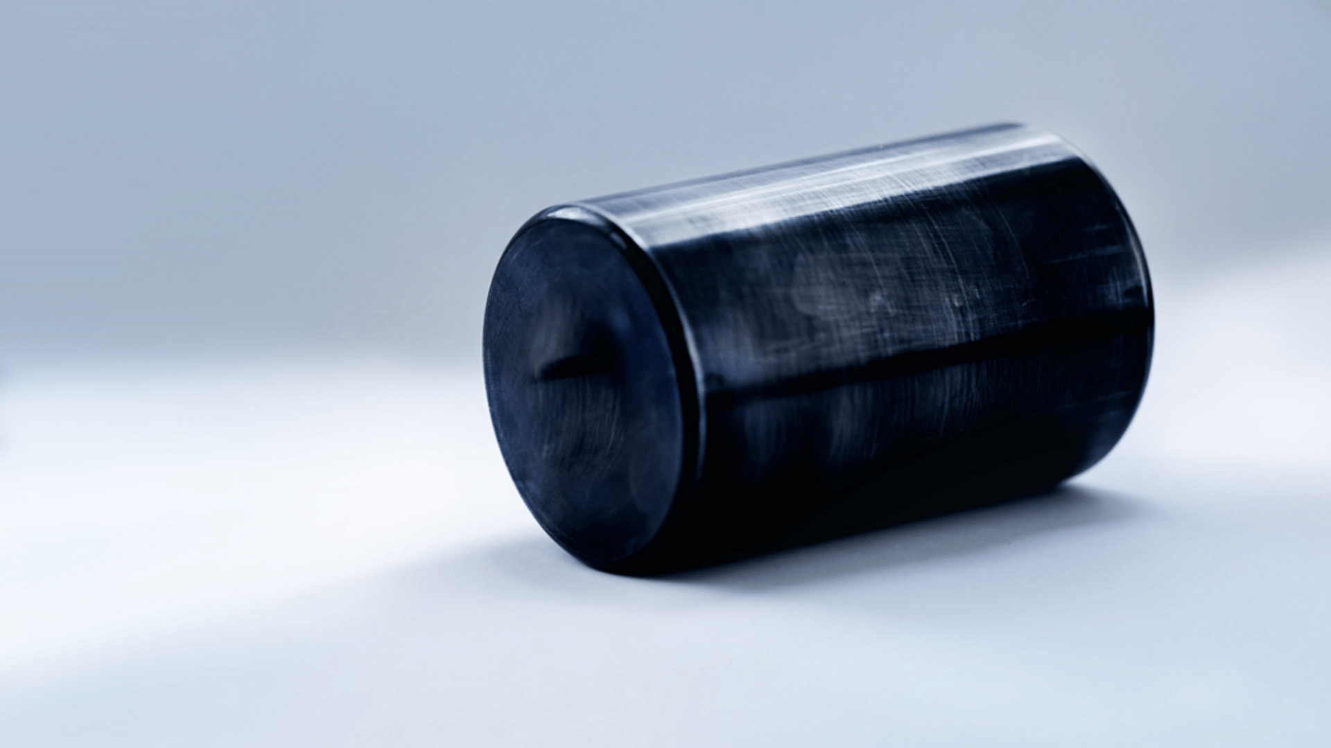 Steel cylinder as a component of a slewing bearing for wind turbines.