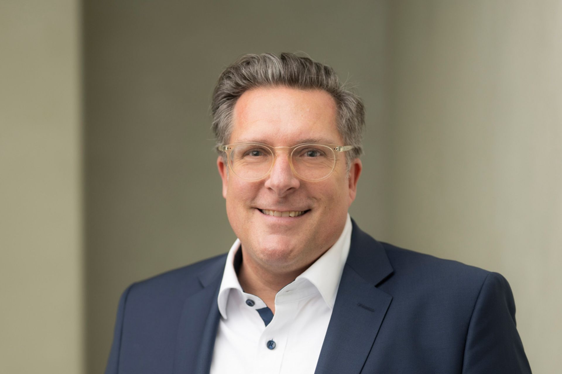 Frank Grodzki - Head of Corporate Communication thyssenkrupp AG
