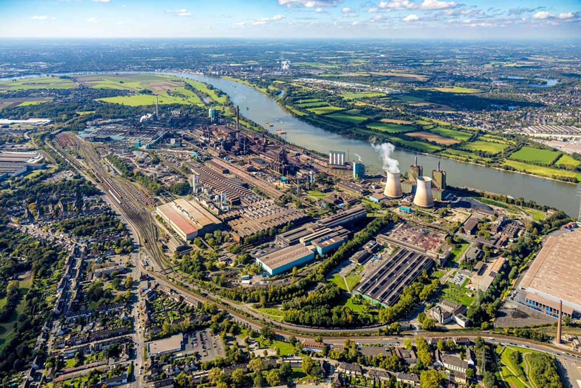 Luftaufnahme des HKM Werks in Duisburg
