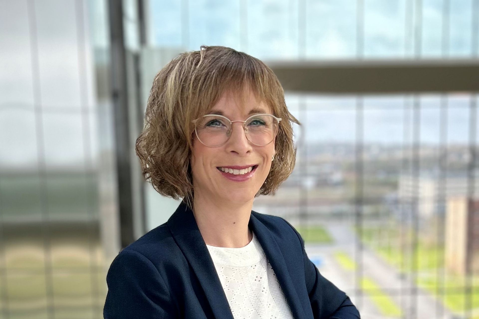 Stefanie Bensch, Assistenz, Internetauftritt