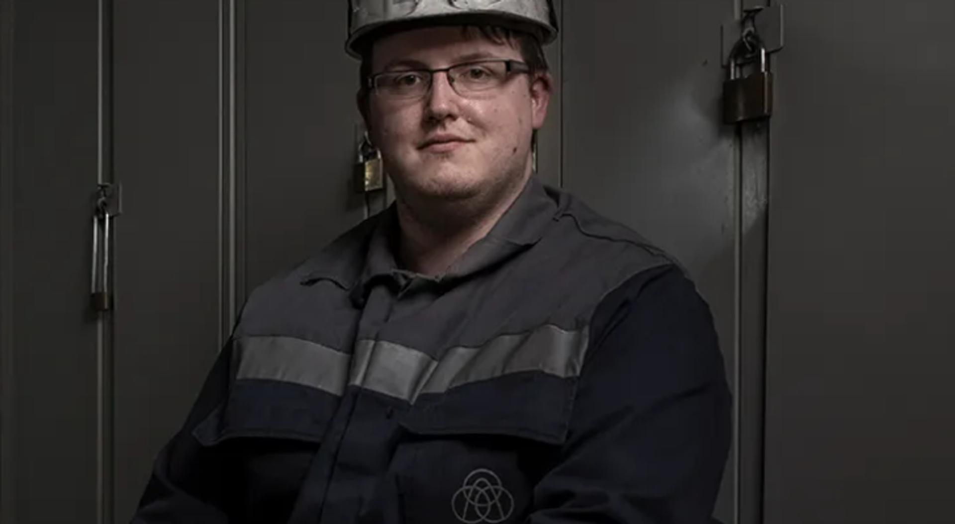 Robin Kauß im Portrait; trägt PSA