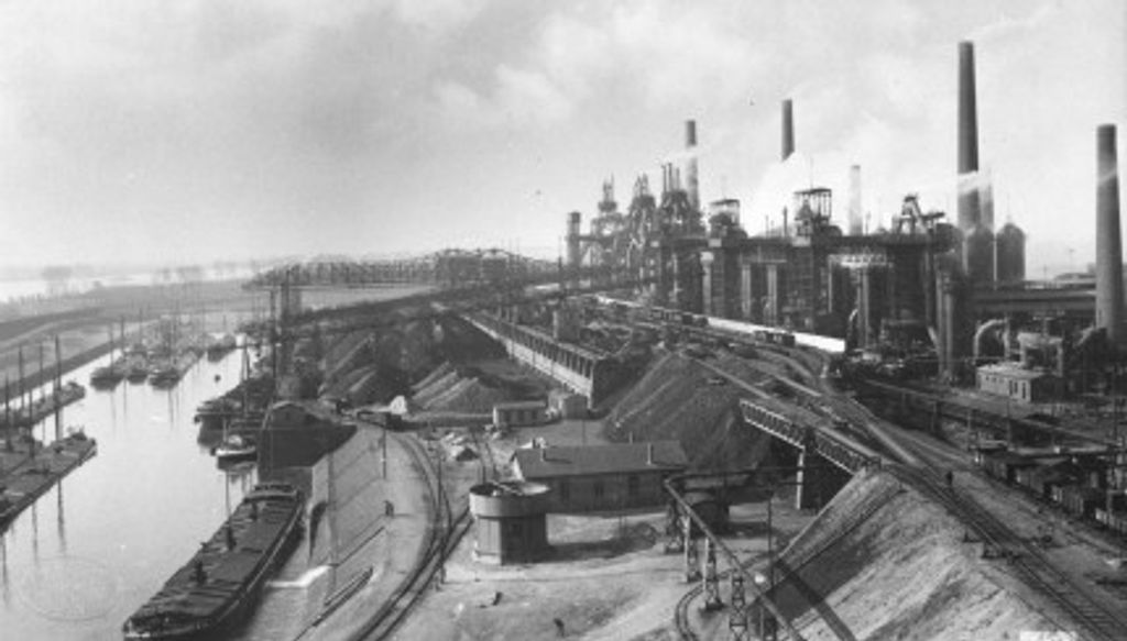 1896: Gründung eines Hüttenwerks in Rheinhausen bei Duisburg