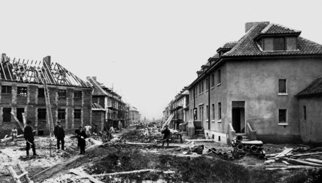 1913: Thyssen nimmt hinter Krupp eine führende Position in der westdeutschen Eisen- und Stahlindustrie ein