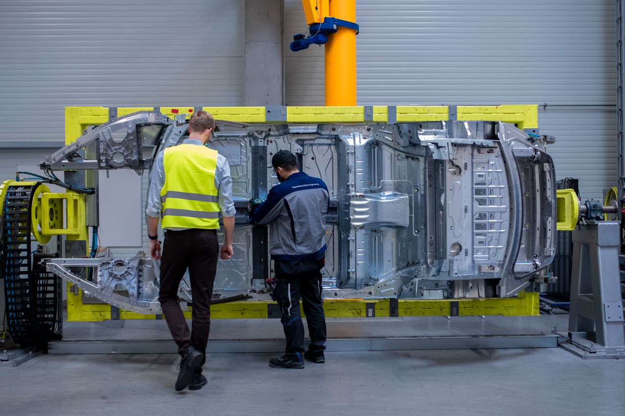 integrated car body specialist,car body,car bodies,E-mobility,car body construction