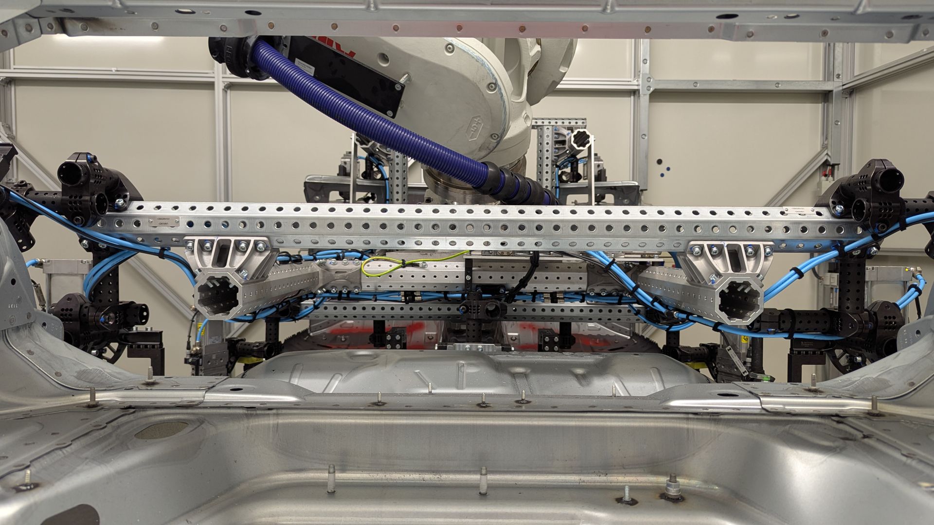 The "oktasys" modular system by thyssenkrupp Automotive Body Solutions in action