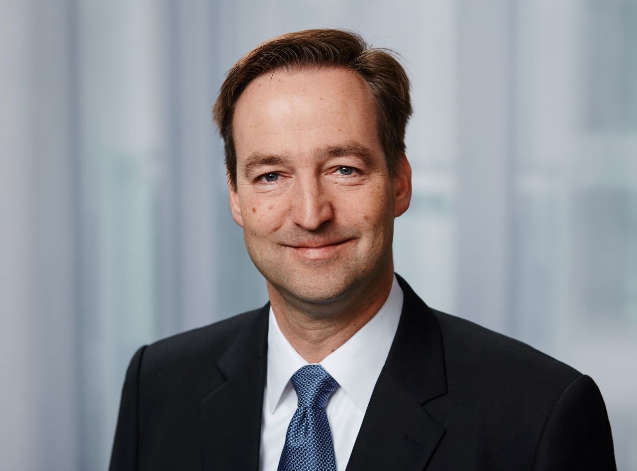 CEO Michael Menneking