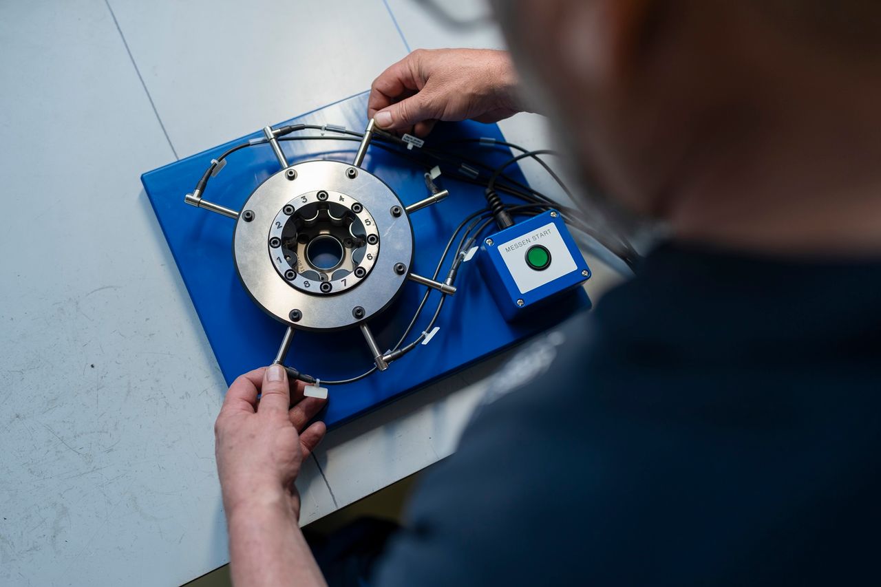 Precision parts and assemblies by thyssenkrupp Presta Oberegg