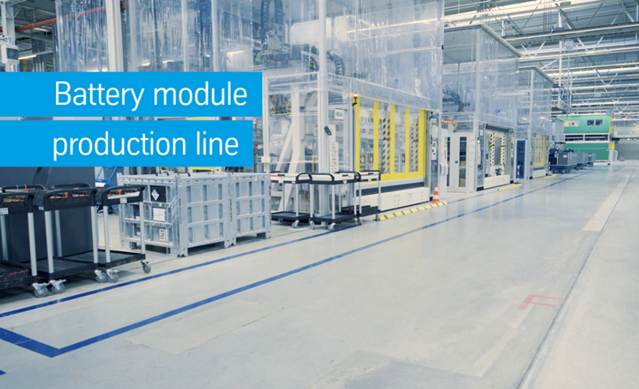 Modulmontage in der  Batterieproduktion für verschiedene Zellformate