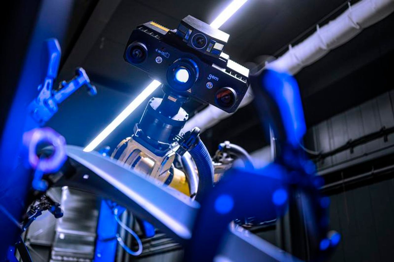 Close up van een robot die ingezet wordt bij AI