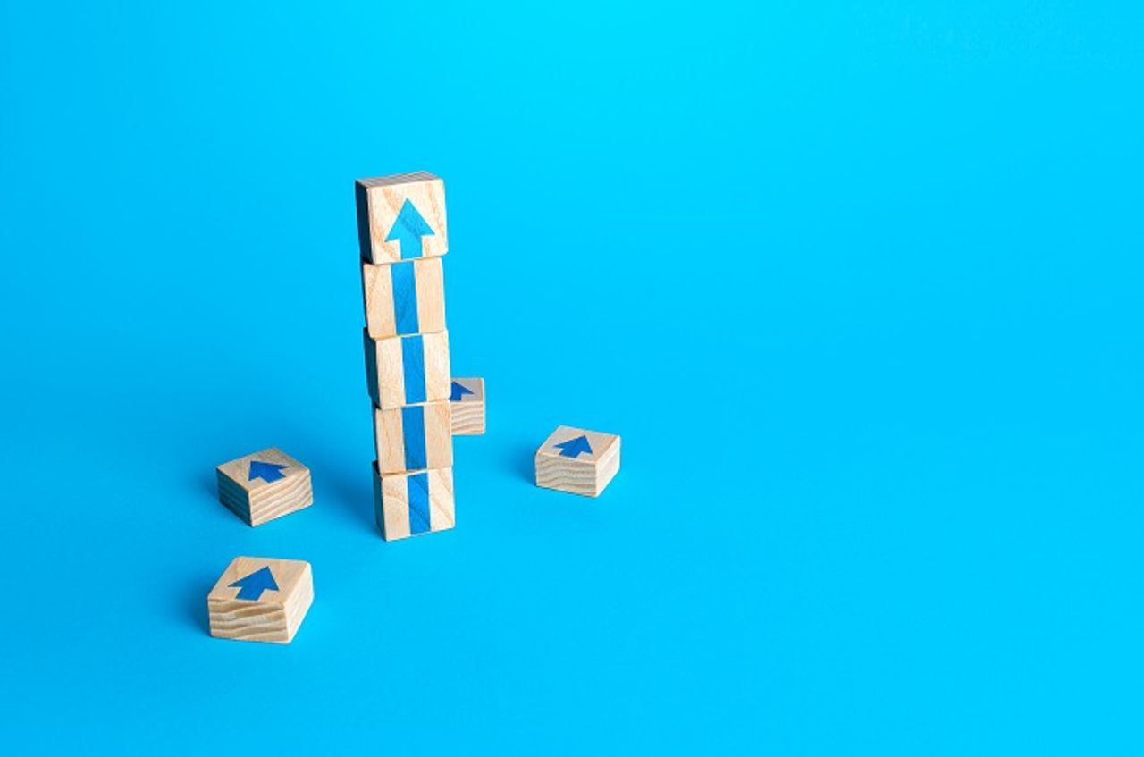 Bloktoren met pijlen