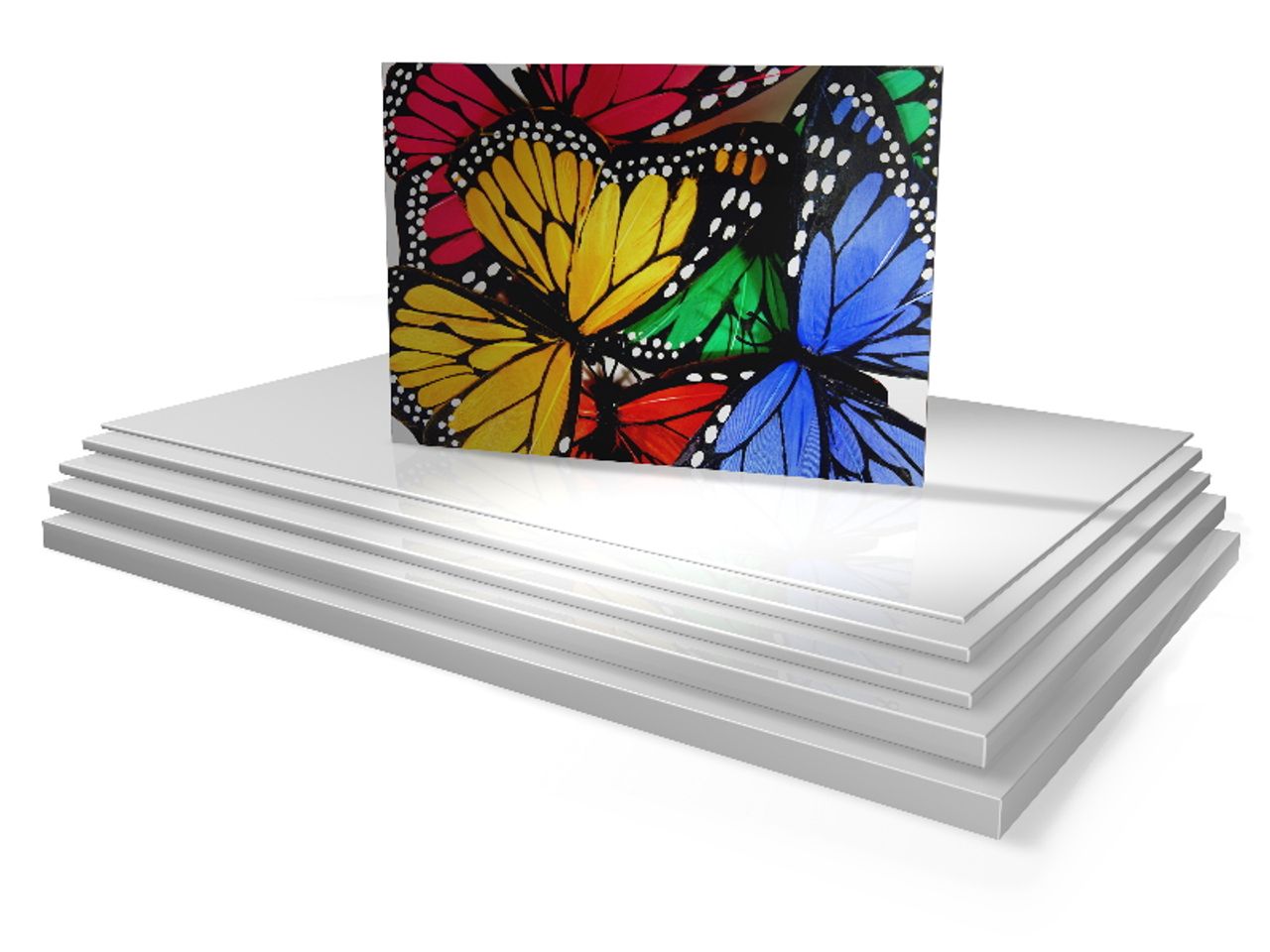 KömaPrint® mit Design auf einem Podest