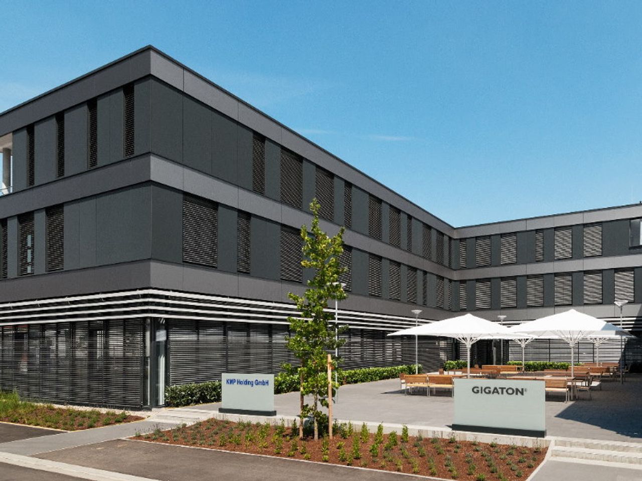 Trespa® HPL-Platten an einer Fassade
