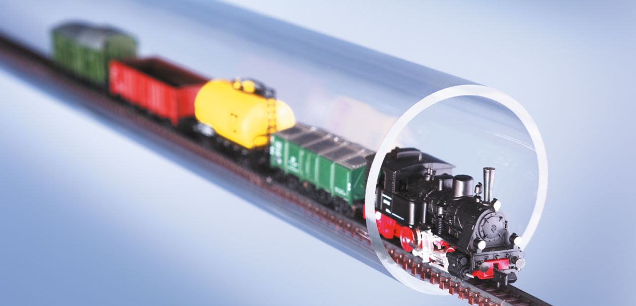 Pflanzen in PLEXIGLAS® Rohre u. Stäbe