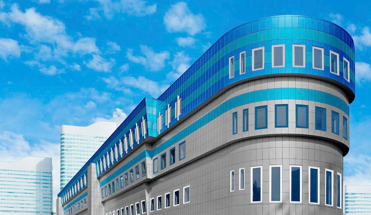 facade film