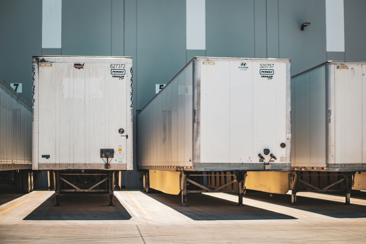 End-to-end Freight