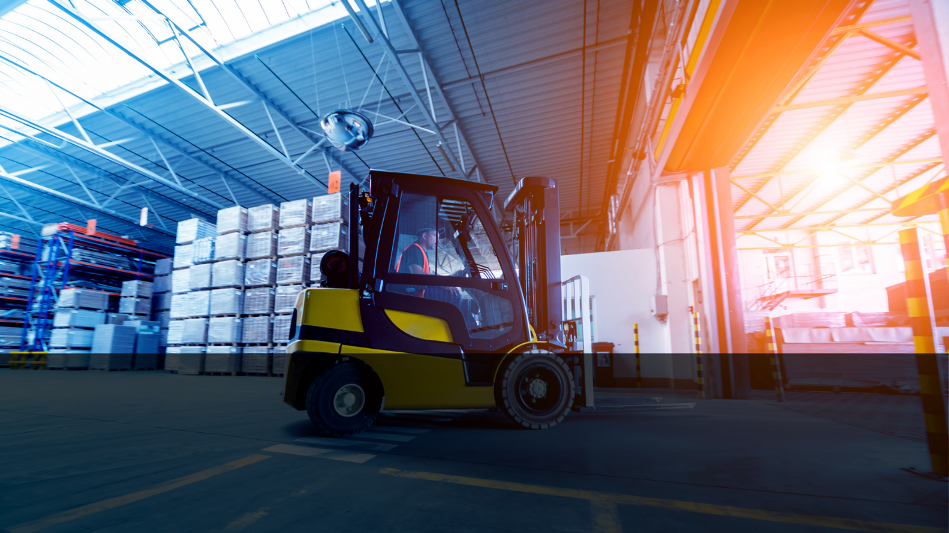 Solar Repacking Kitting and Subkitting Services | Inventory Management | Distribution Services | Solar Modules | Damage Mitigation | thyssenkrupp Supply Chain Services | Forklift with Boxes repacked