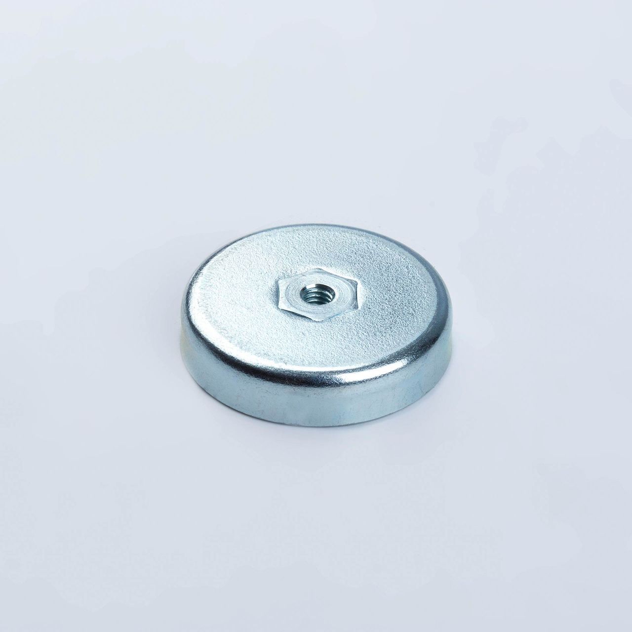 Pot magnet made of hard ferrite with internal thread, galvanized, thyssenkrupp Magnettechnik