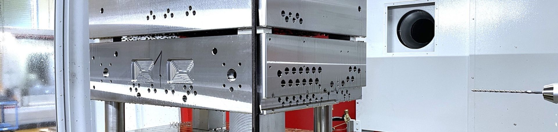 L'acier et perçage profond d'une seule source permettent d'économiser du temps et de l'argent.