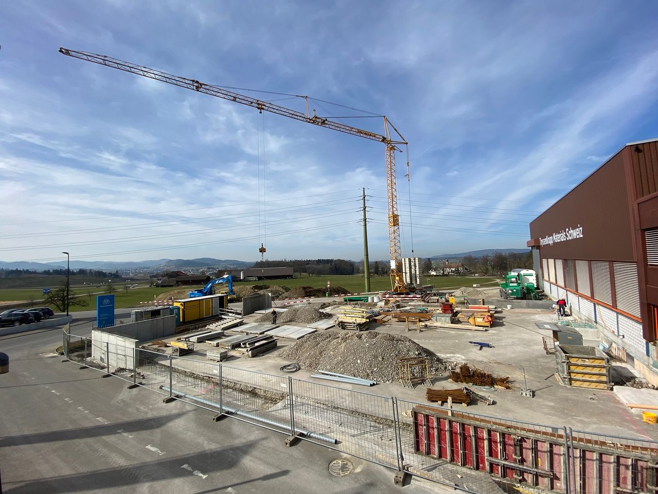 Blick auf die Baustelle der neuen Produktionshalle prodrill