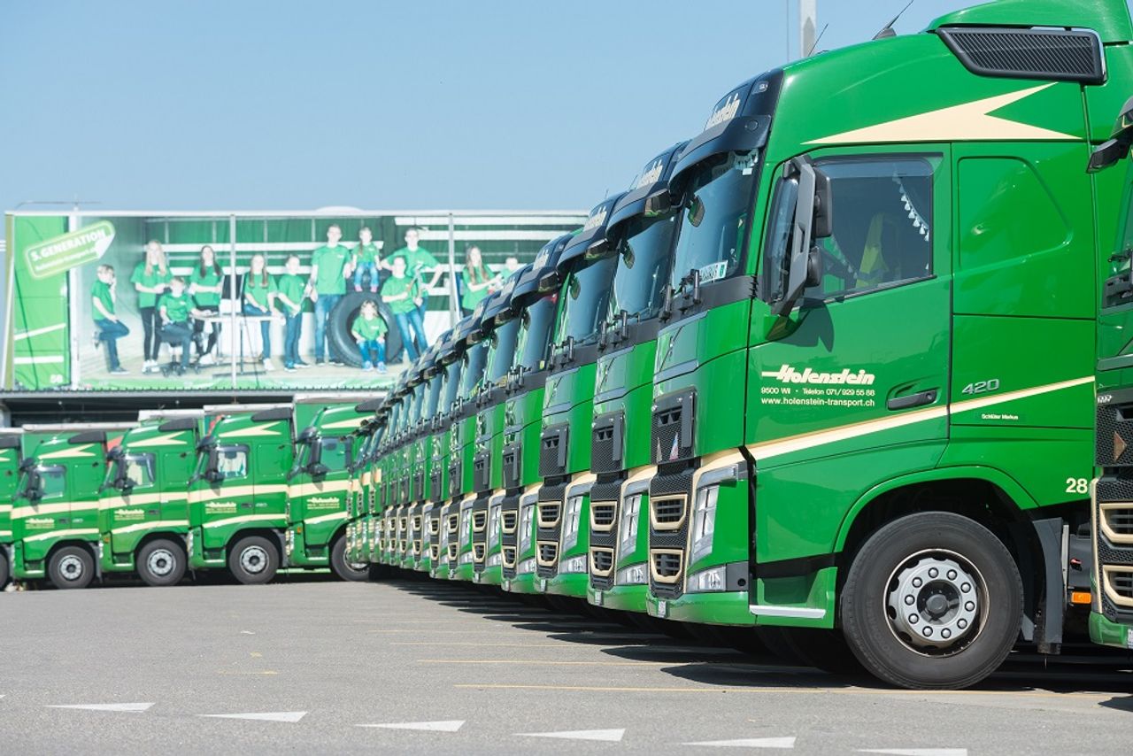 Fahrzeugpark Holenstein Transporte AG