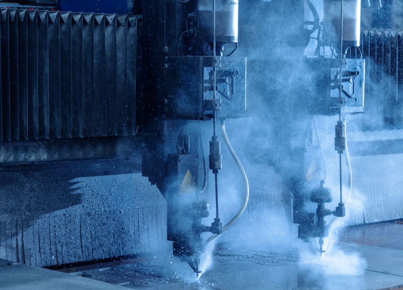 benefits of waterjet cutting
