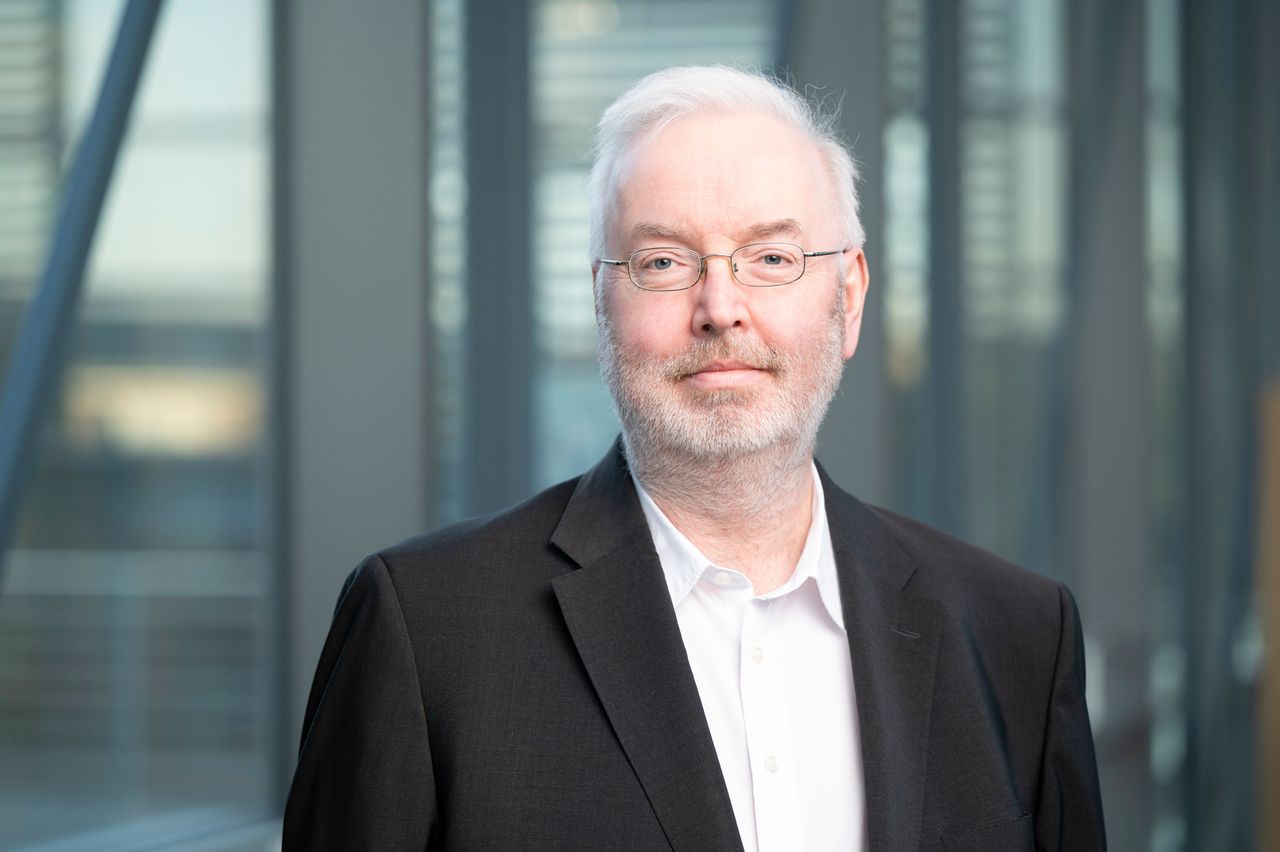 Thomas Jungbluth External & Internal Communications