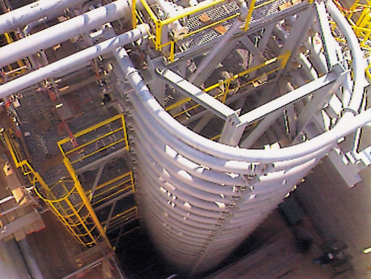 Tabular reactors
