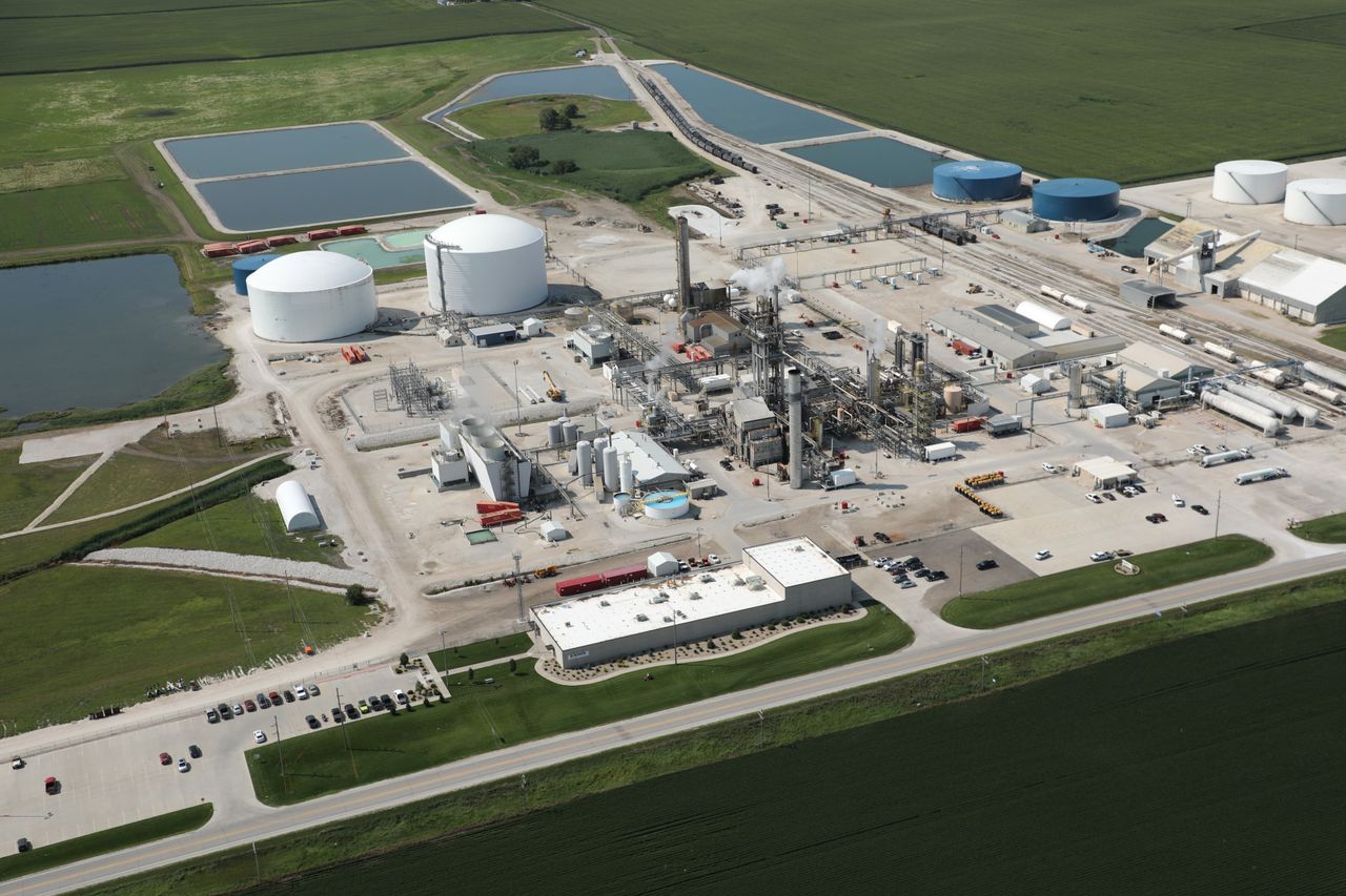 thyssenkrupp Uhde und Johnson Matthey erhöhen Ammoniak-Synthesekapazität bei Koch Fertilizer