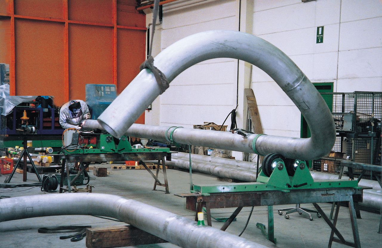 High pressure piping