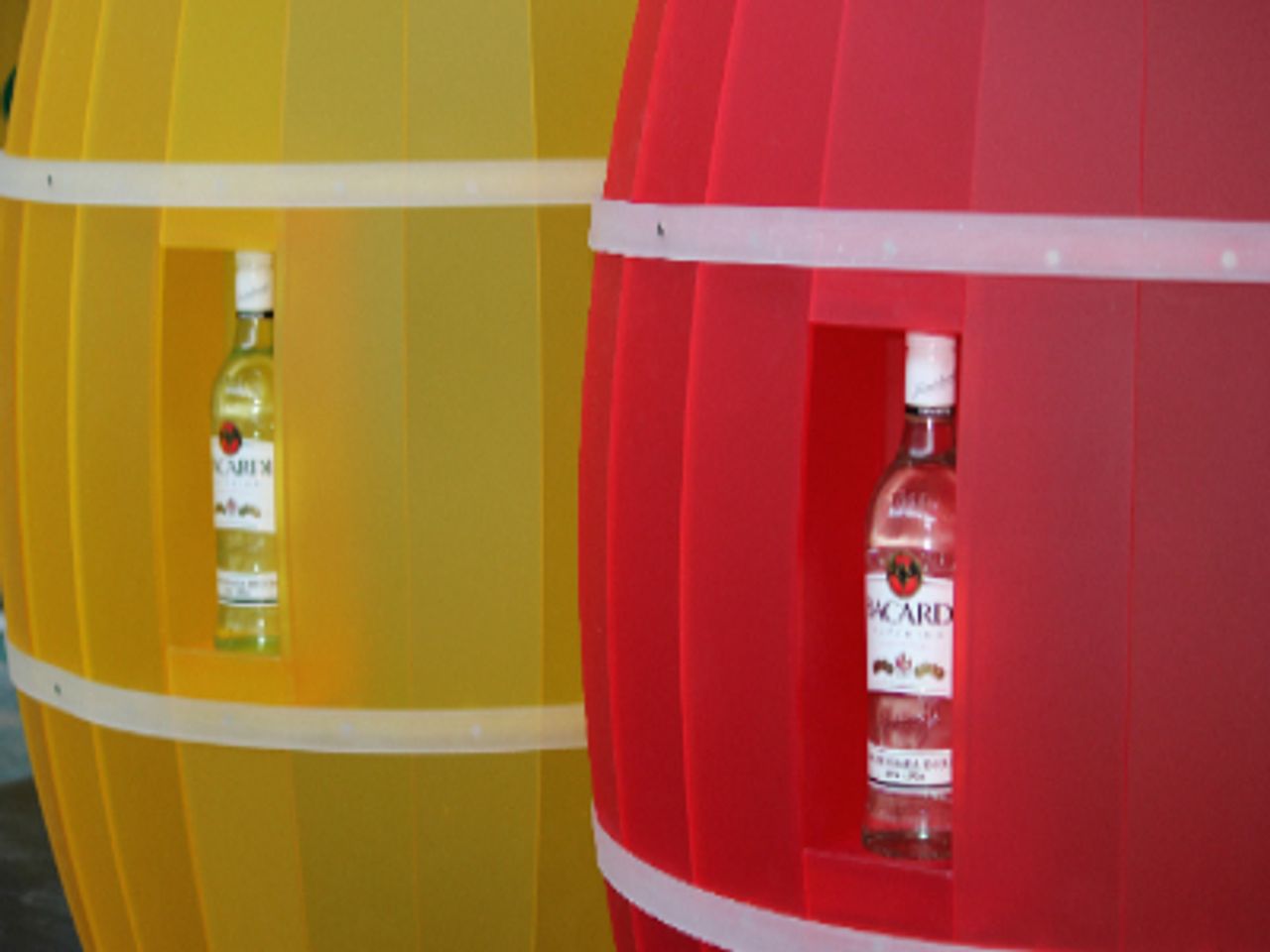 Display Ispa Plastics
