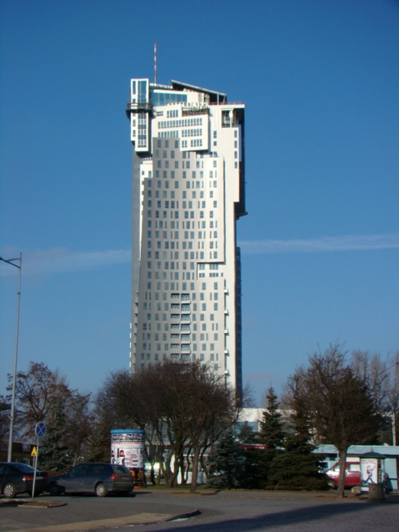 Wieżowiec SEA TOWERS