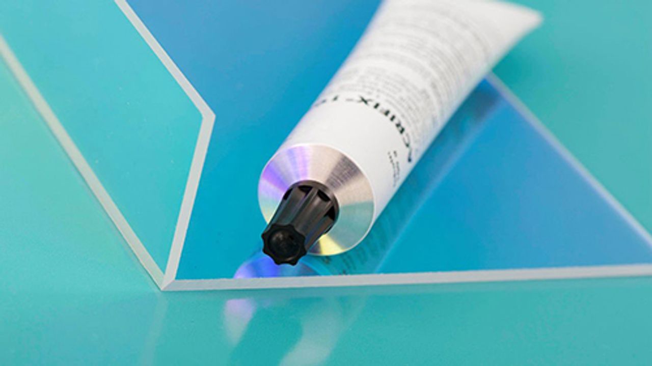 Afbeelding Verlijming PLEXIGLAS®