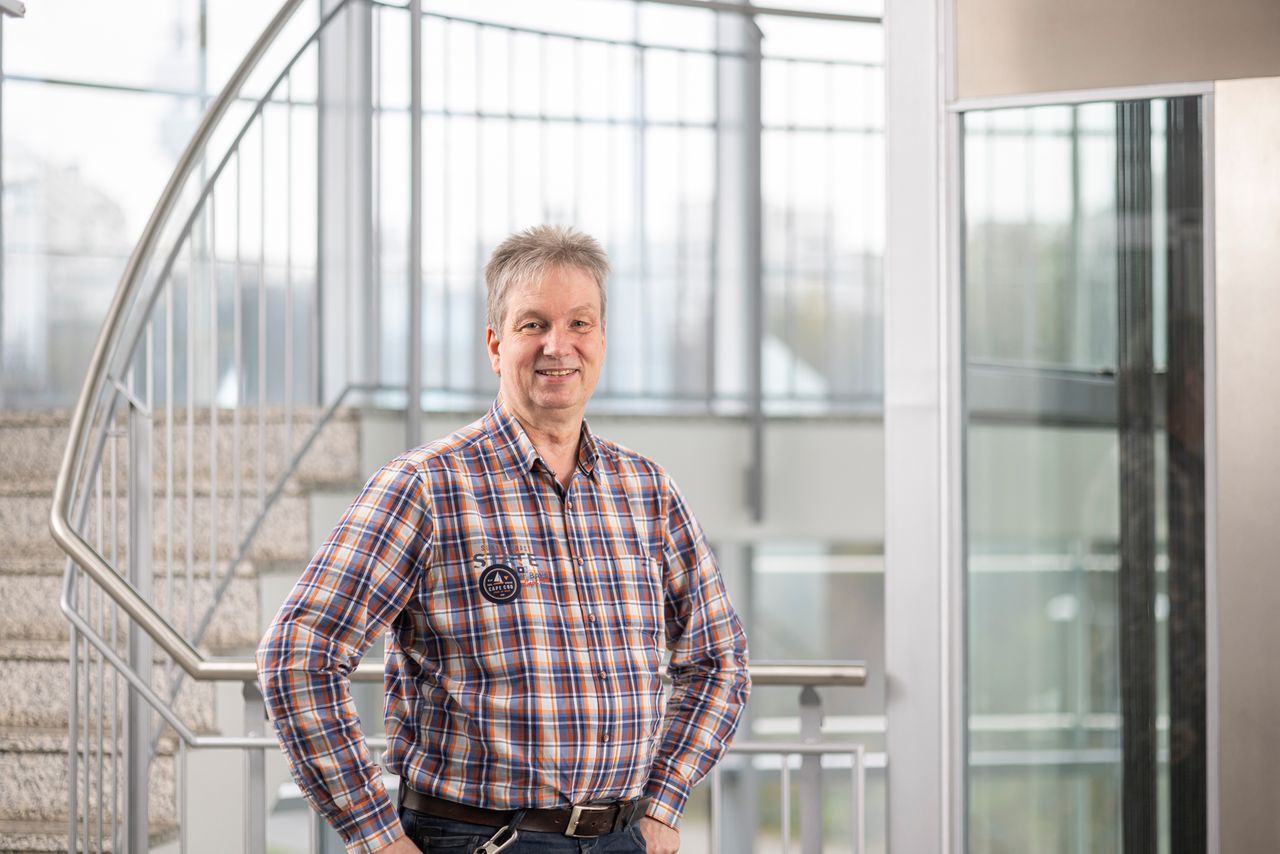 Portraitfoto des Labortechnikers bei TCCT